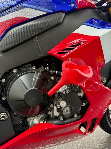 EDR Performance Oil Funnel Screw in vented bike specific oil change Red Silver Black