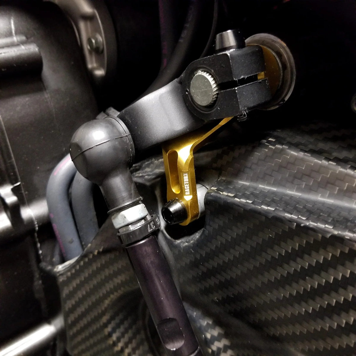 Racetorx Yamaha MT09 R9 FZ09 XSR900 Niken Tracer Gear Shift Support RTX353