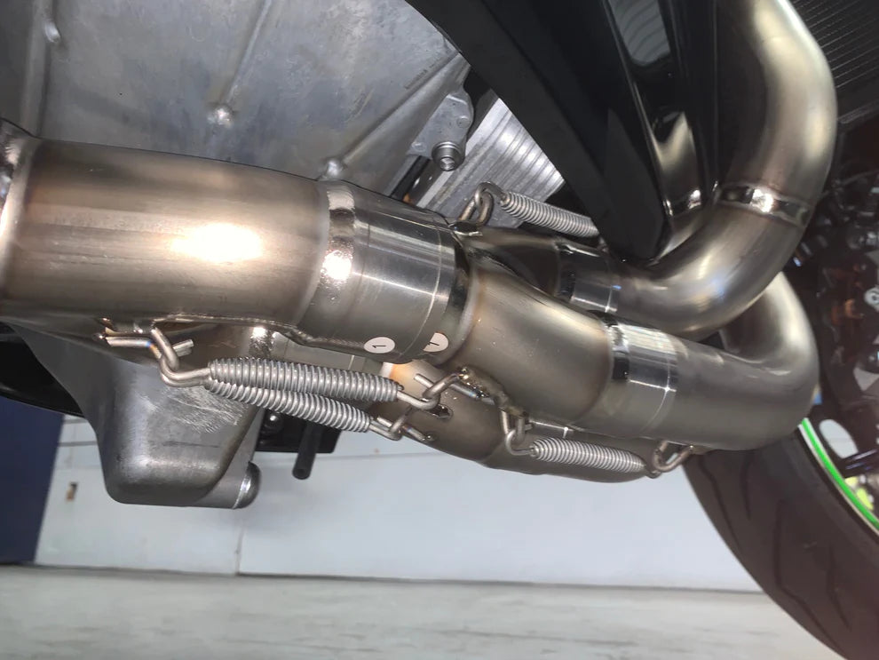 Sistema de escape Vandemon Performance de titanio cepillado para Kawasaki Ninja ZH2 (2020-24)