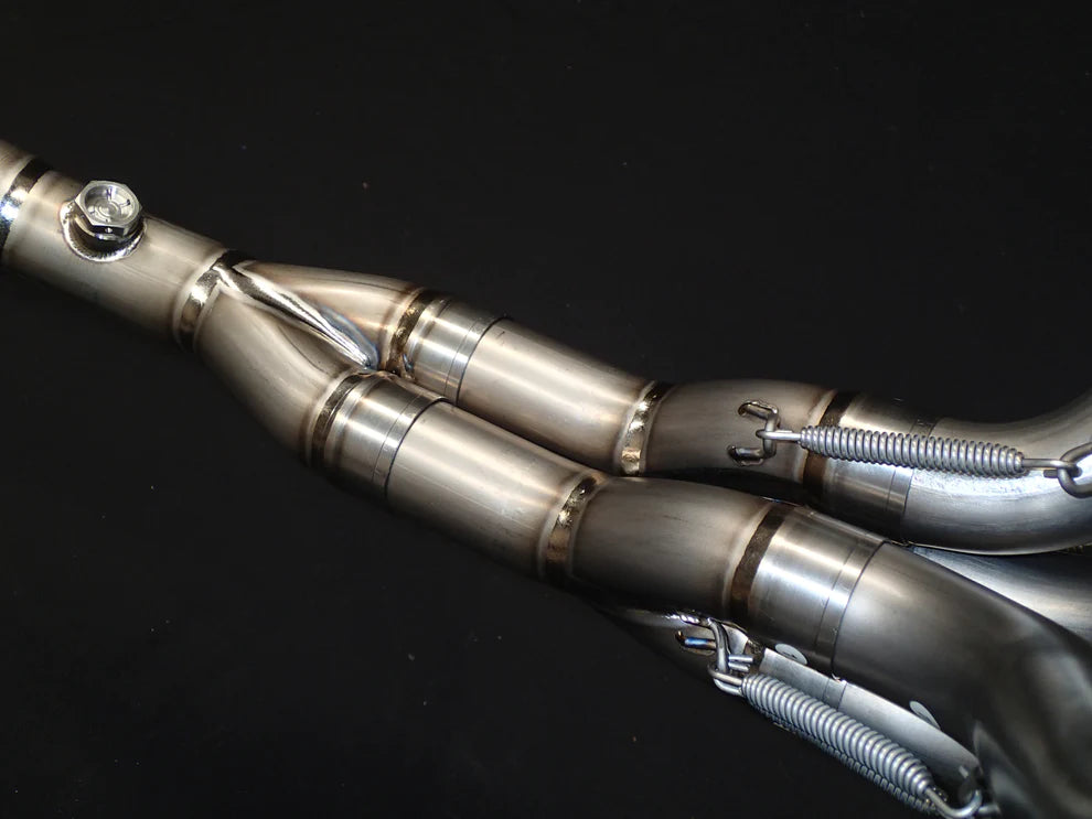 Escape de titanio y silenciador de fibra de carbono Vandemon Performance para Kawasaki ZX10R y ZX10RR (2011-2024)