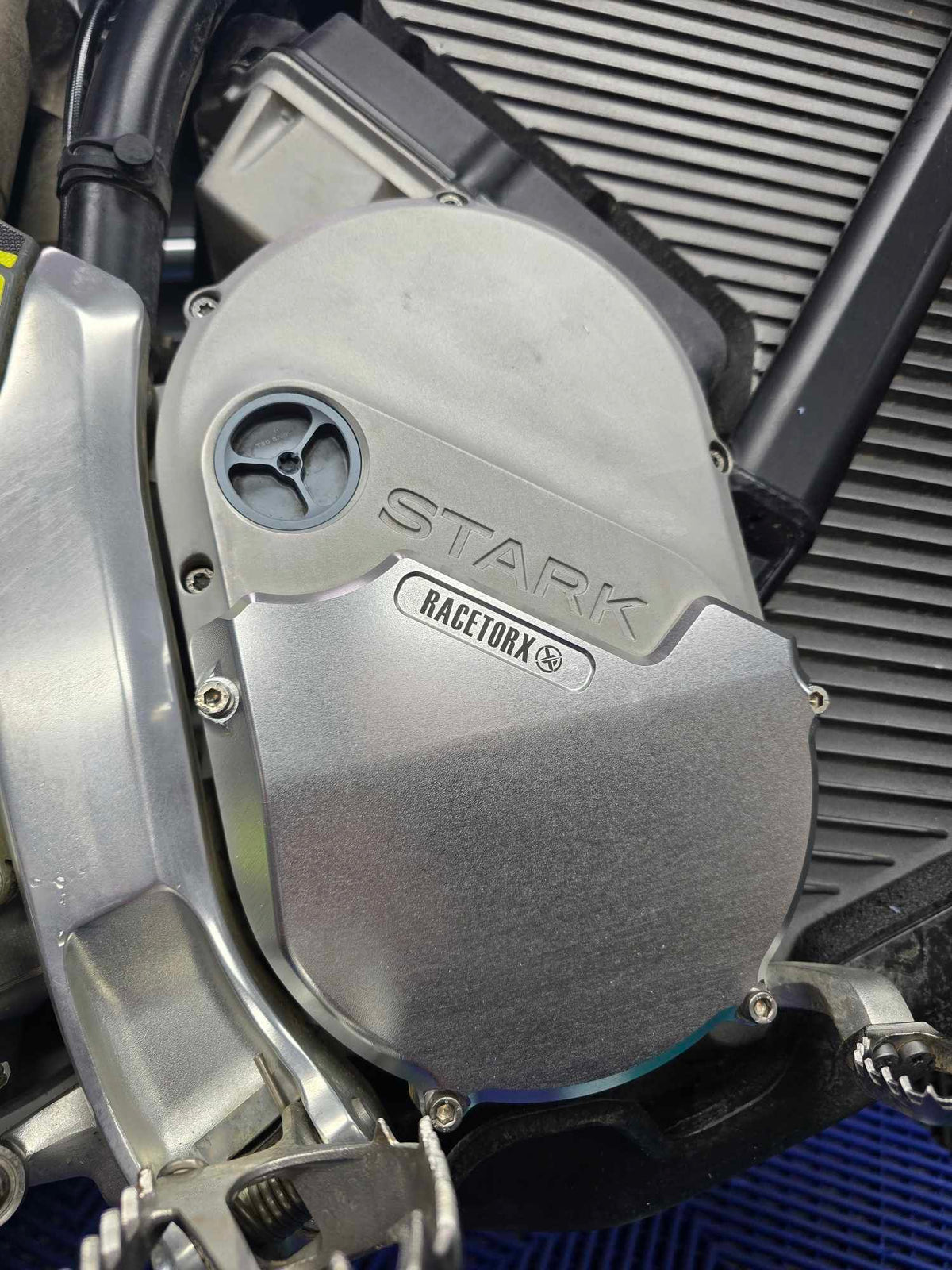 Racetorx Stark Varg MX & EX right motor protector