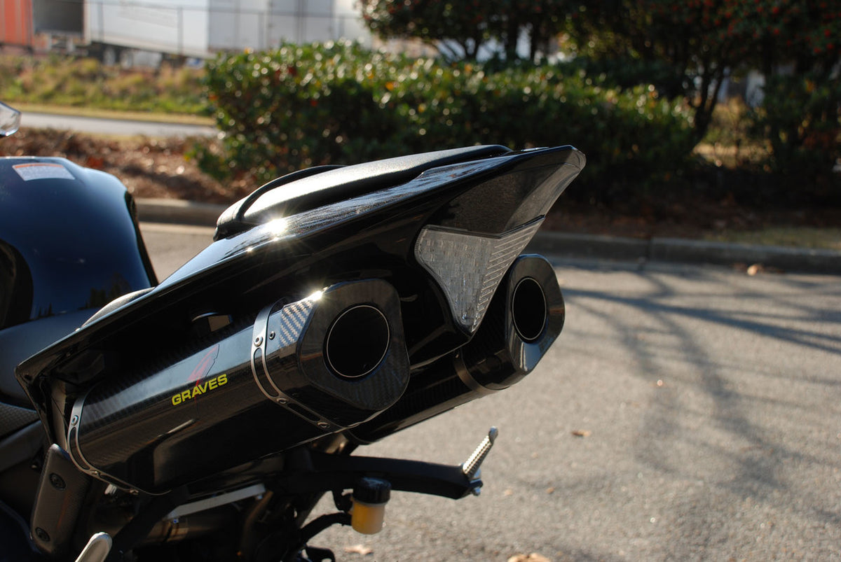 Escape de titanio con eliminador de catalizador LINK R1 de Graves Motorsports para Yamaha R1 (2009-2014)