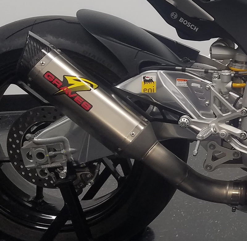 Escape de titanio con eliminador de catalizador para Aprilia RSV4 de Graves Motorsports