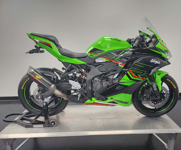 がっちゃん様用Dr.PUR #4 Graves-Kawasaki-ZX-4RR-Fender-