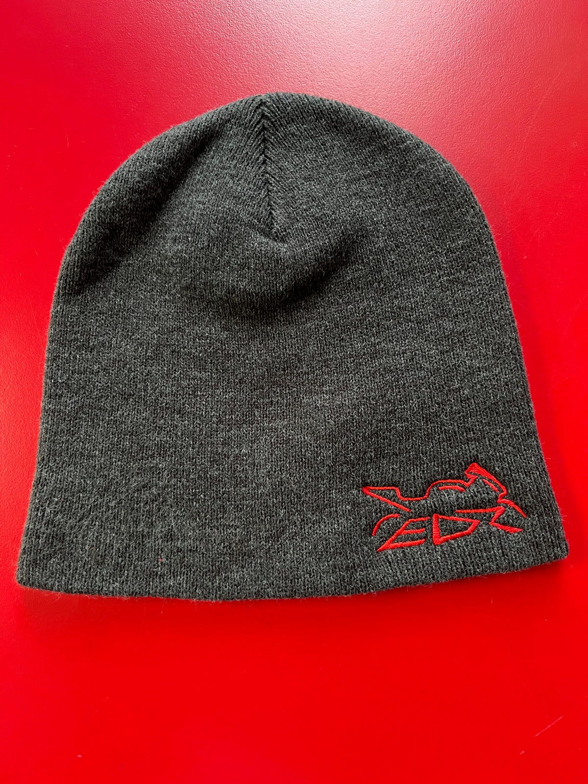 Gorro gris de alto rendimiento EDR