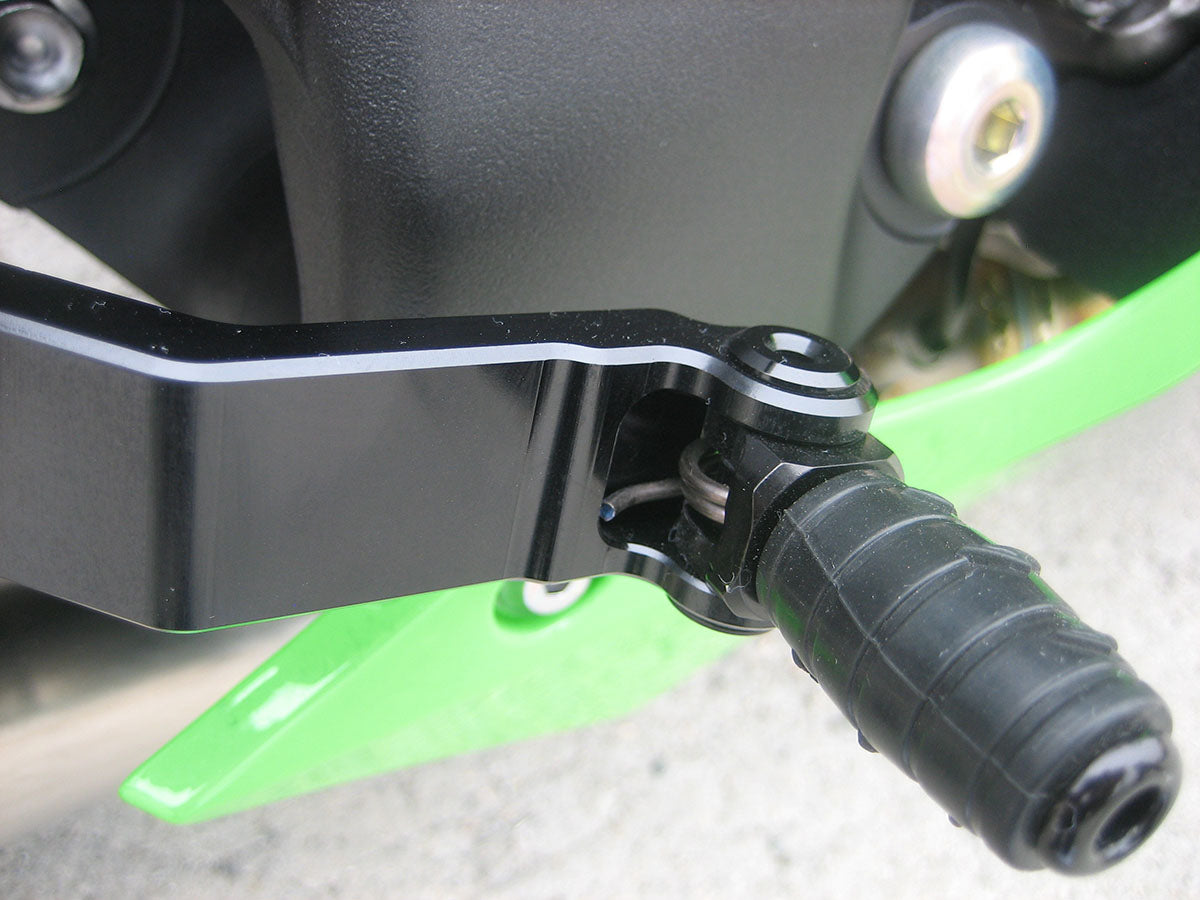 Reposapiés traseros ajustables Graves Motorsports Kawasaki ZX-10