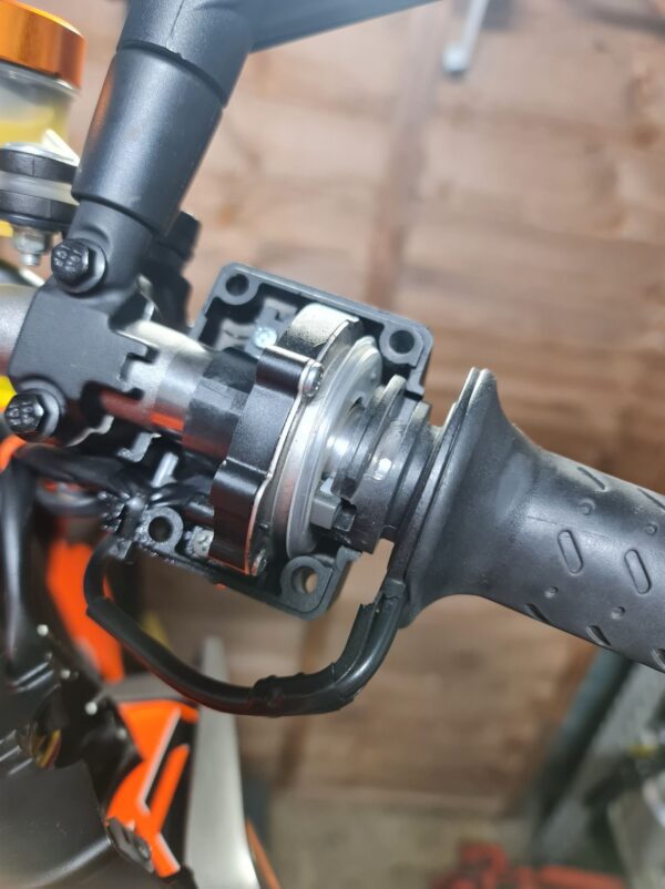 RACETORX KTM THROTTLE SPACER KIT RTX197