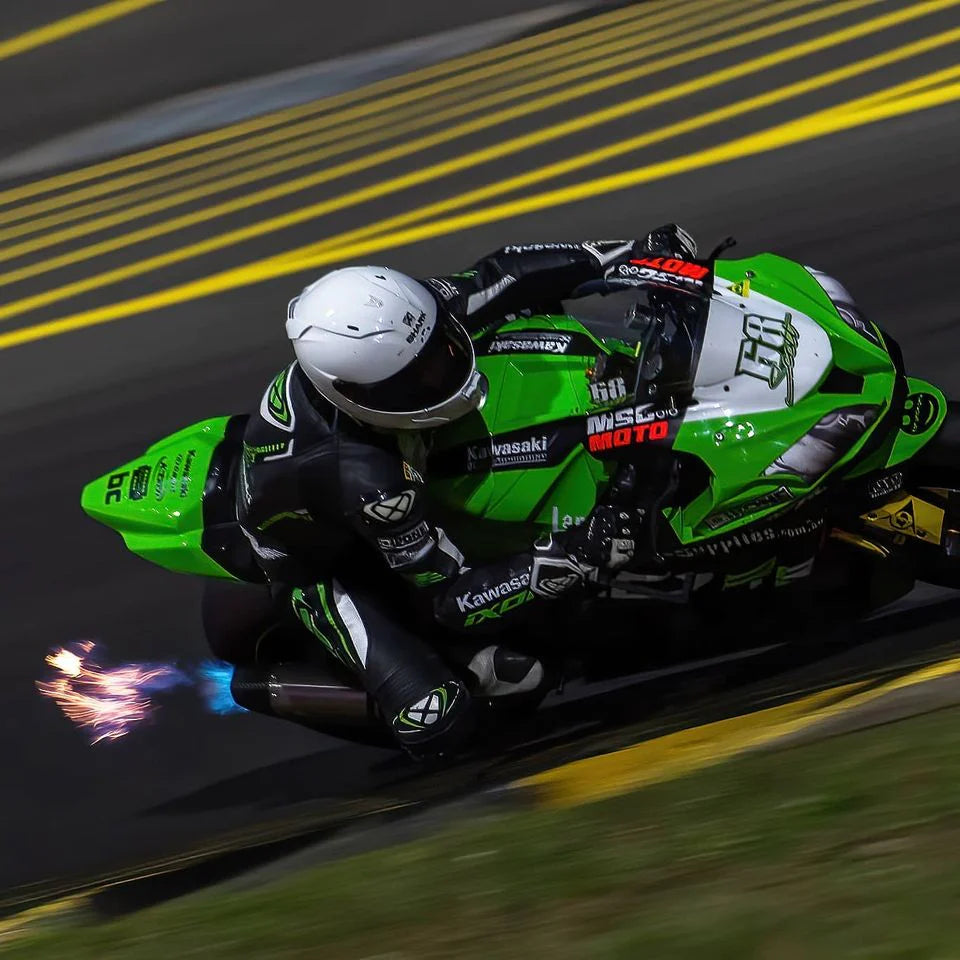 Escape de titanio y silenciador de fibra de carbono Vandemon Performance para Kawasaki ZX10R y ZX10RR (2011-2024)