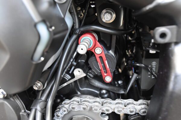 Racetorx Triumph Trident Gear shift support Trident 660 / Daytona 2006-2012 / Street Triple 2008-2016 RTX261