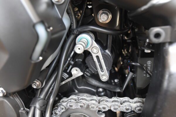 Racetorx Triumph Trident Gear shift support Trident 660 / Daytona 2006-2012 / Street Triple 2008-2016 RTX261