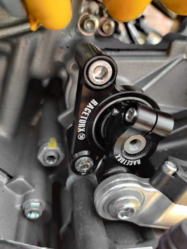 Racetorx Ducati Panigale V2 Gear shift support RTX440
