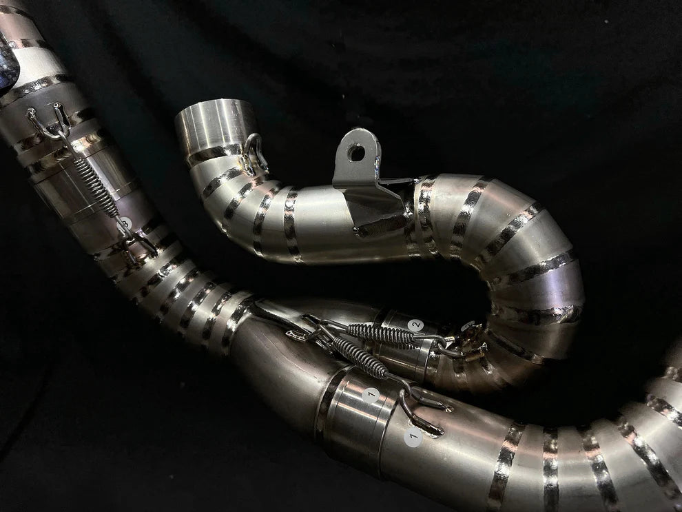 Vandemon Performance Ducati Panigale y Streetfighter V4 de titanio de montaje alto 3/4 Slip-On 2018-2022