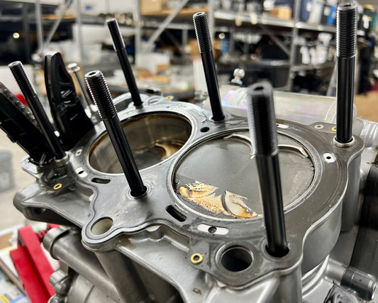 Kit de espárragos de culata EDR Performance KTM 790 890 HD Duke Duke R Superhooligans