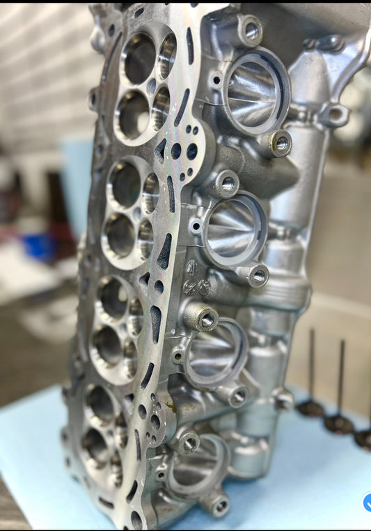 Culata con puerto CNC EDR Performance CBR1000RR 2008-2024
