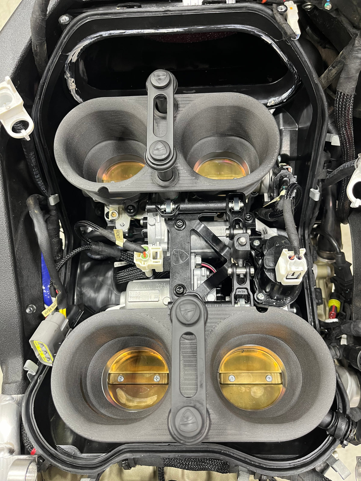 EDR Ducati V4s/V4 Velocity Stacks: 2018 - 2024, 2025+ Streetfighter V4