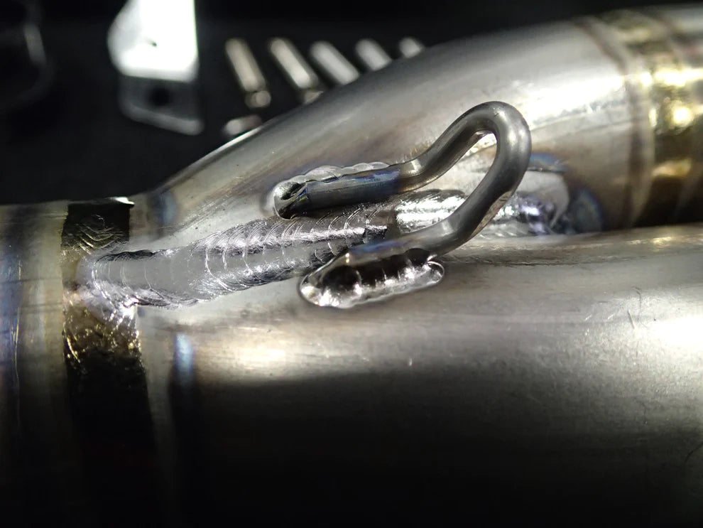 Escape de titanio y silenciador de fibra de carbono Vandemon Performance para Yamaha MT09 FZ09 XSR900 (2014-2020) 