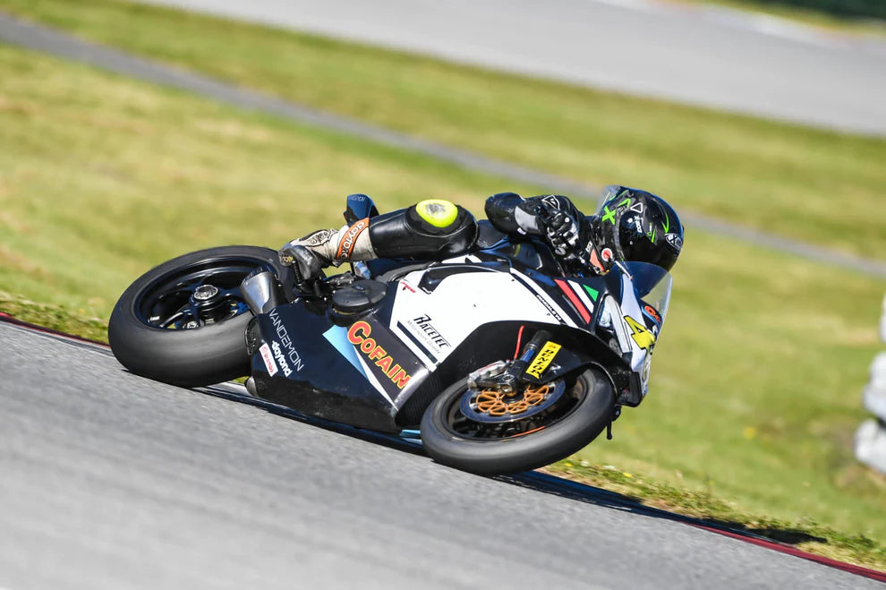 Kit de escape Vandemon Performance para Ducati Panigale V4S y V4R de titanio (2018-20)