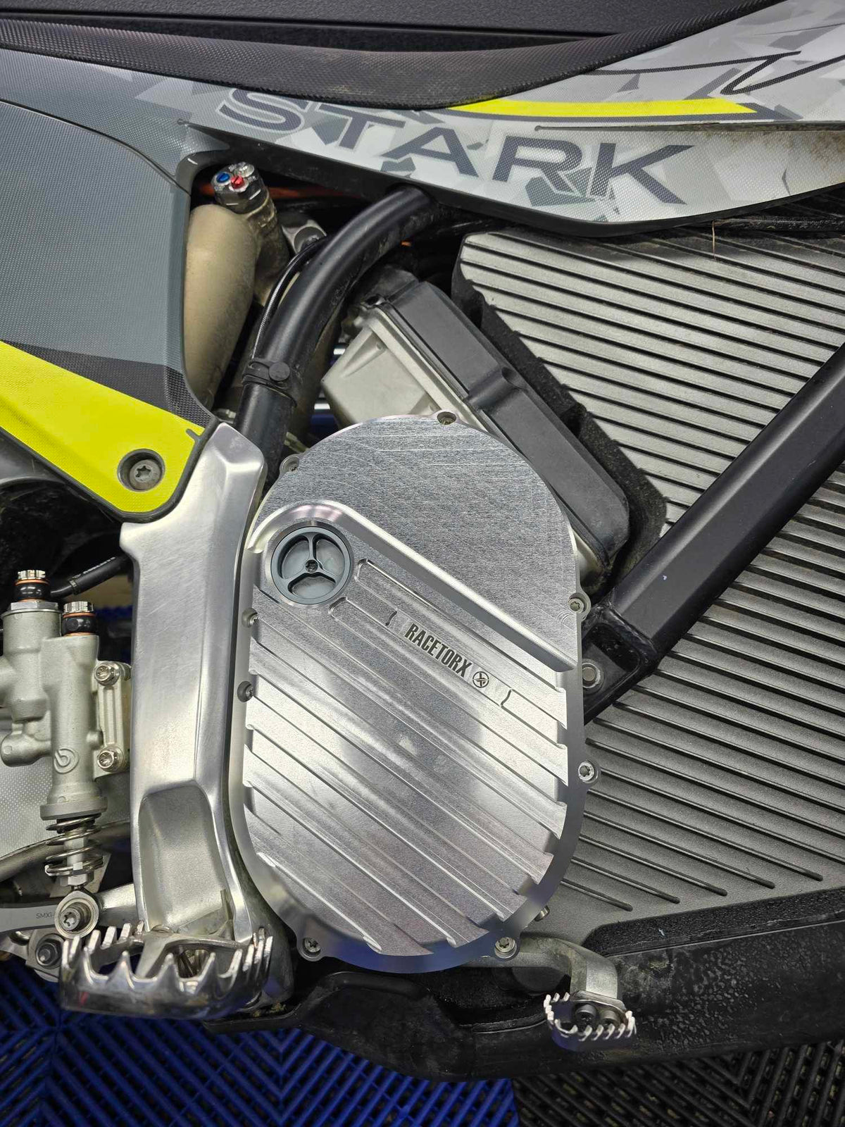 Racetorx Stark Varg MX & EX right large motor cover
