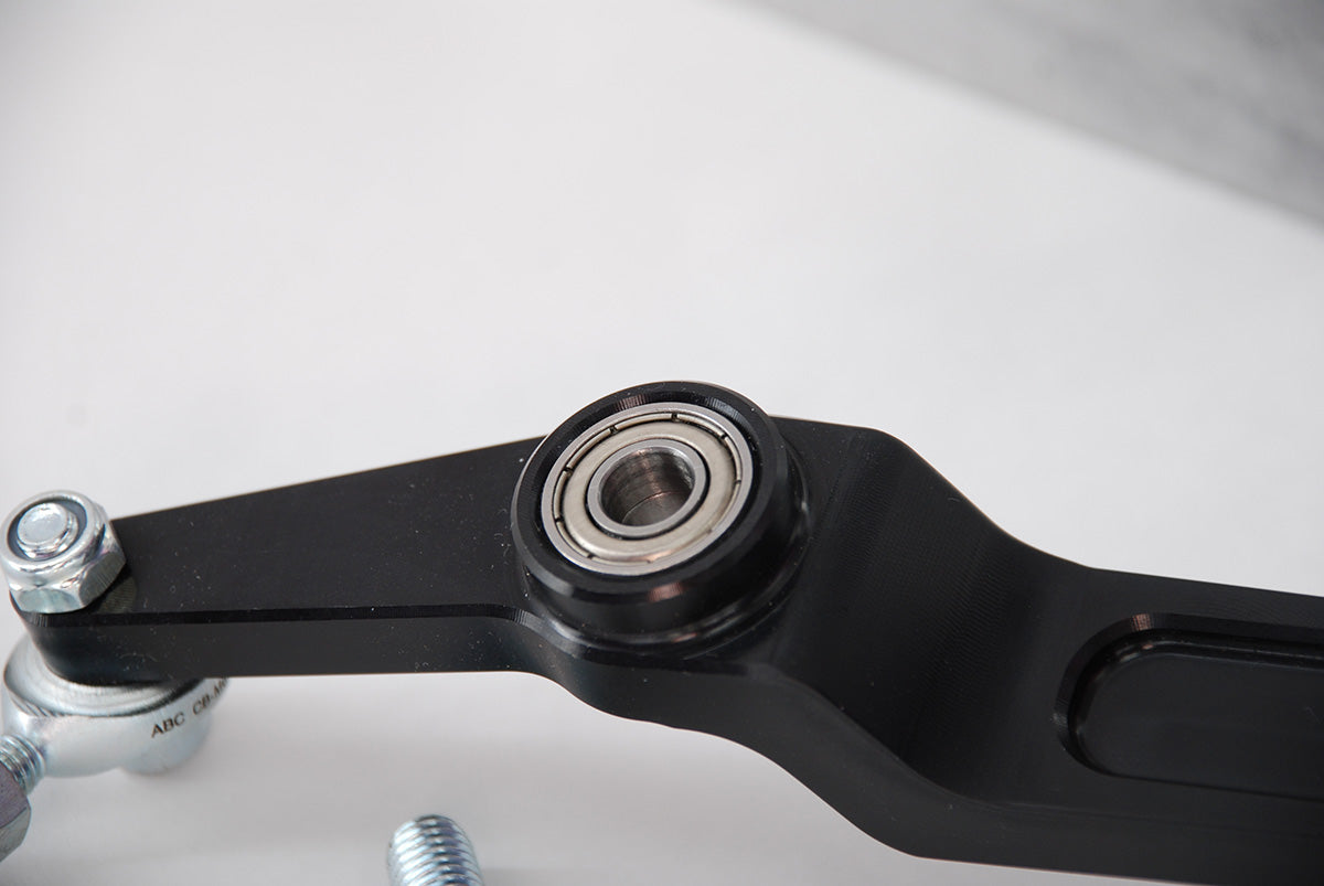 Reposapiés traseros ajustables Graves Motorsports para Yamaha R6 (2006-2022) 