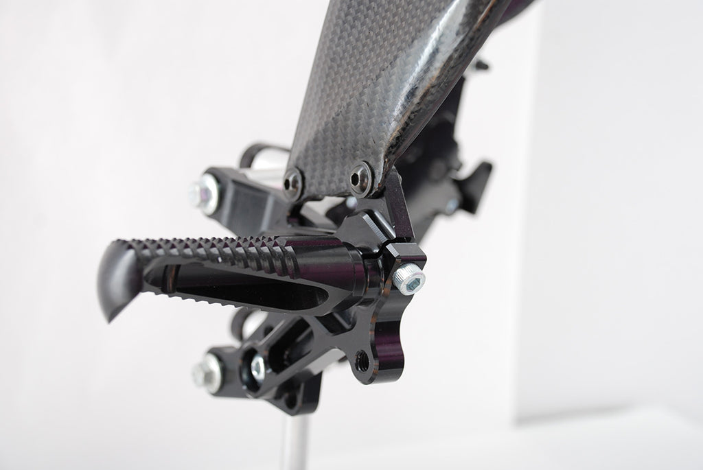 Yamaha R6 Lightech Rearsets Graves Motorsports Yamaha R6 Adjustable Rearsets 2006-2022 – EDR ...