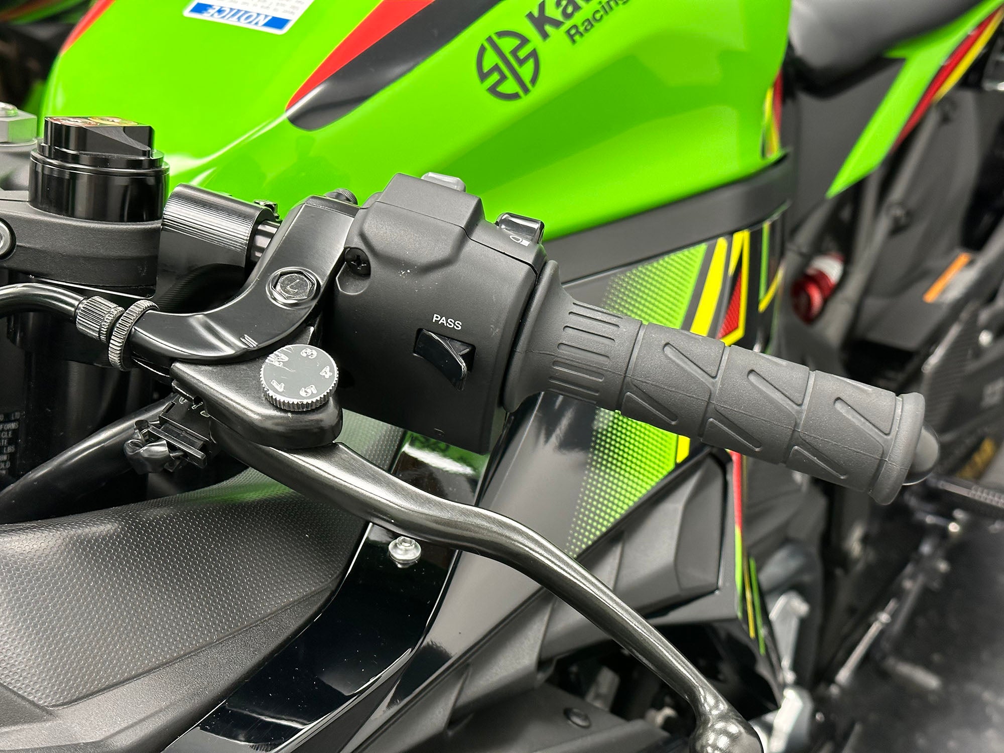 Graves Motorsports 45mm Riser Clip-on Motorcycle Handlebars – EDR