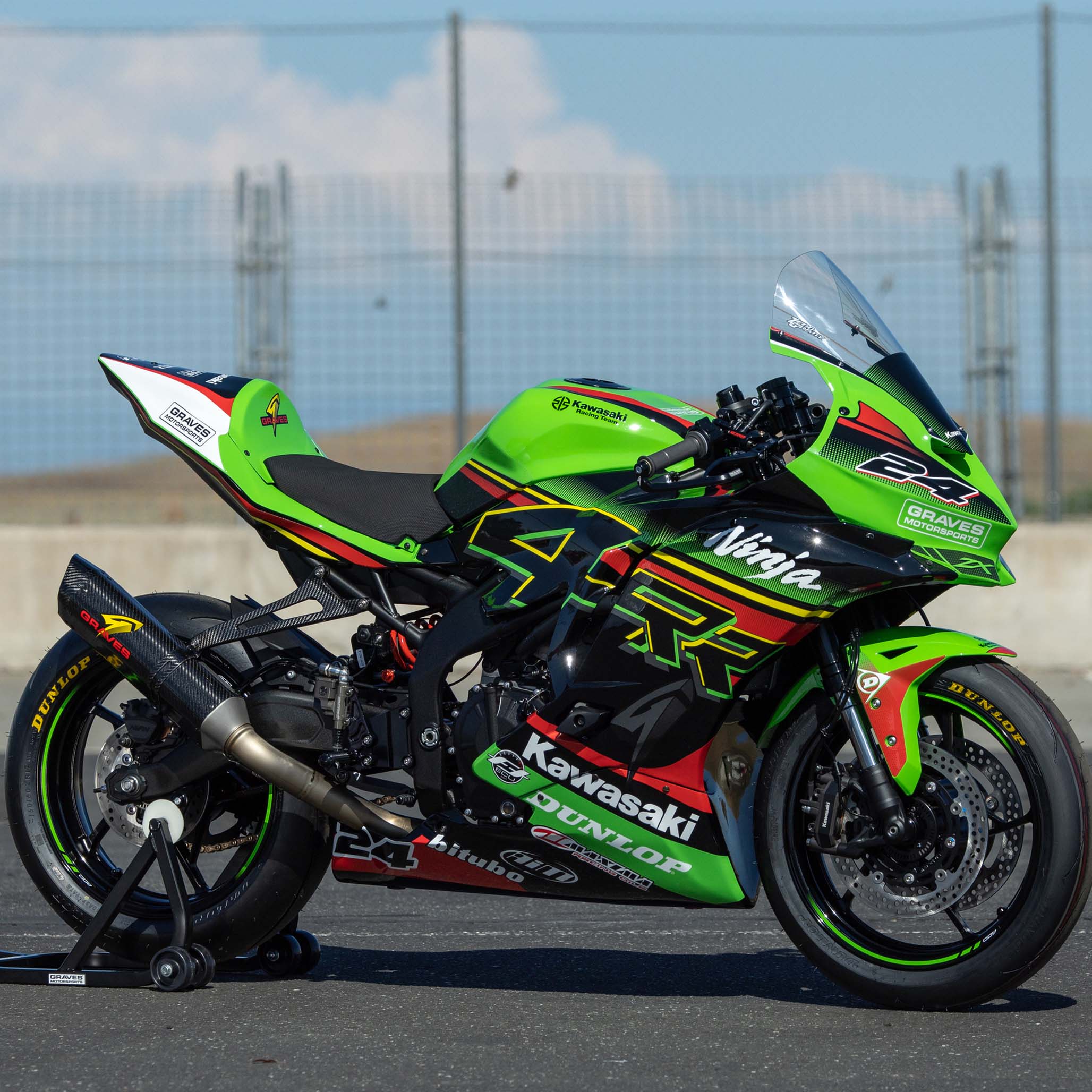 Kawasaki WORKS2 ZX-4RR Carbon Full Exhaust System – EDR Performance